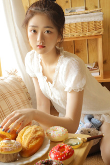 花野真衣